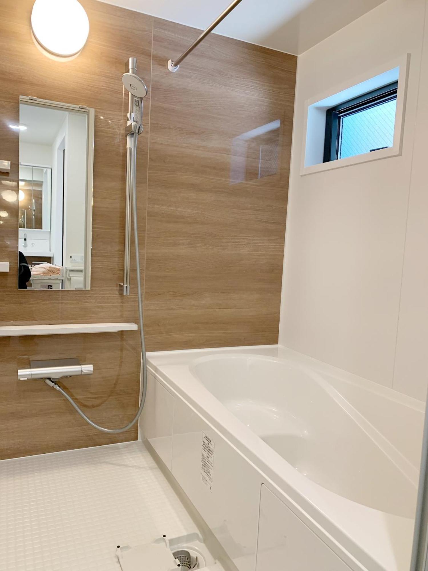 Shinjuku#ookubo#kabukicho#new Built 4beds Room,3 Toilets, 2 Shower Rooms#新宿中心#大久保#歌舞伎#地铁站步行2分#新建一栋3层楼 4个卧室3个卫生间2个浴室1个客厅#高速无限制网络#智能马桶#干湿分离103 Präfektur Tokio