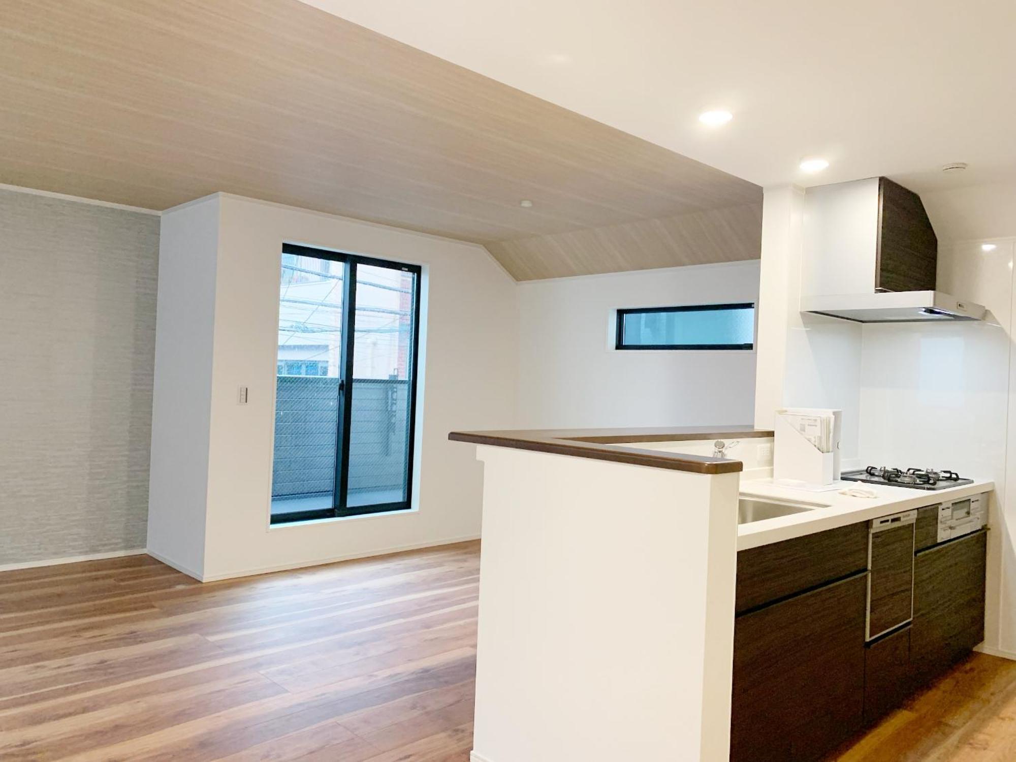 Shinjuku#ookubo#kabukicho#new Built 4beds Room,3 Toilets, 2 Shower Rooms#新宿中心#大久保#歌舞伎#地铁站步行2分#新建一栋3层楼 4个卧室3个卫生间2个浴室1个客厅#高速无限制网络#智能马桶#干湿分离103 Präfektur Tokio