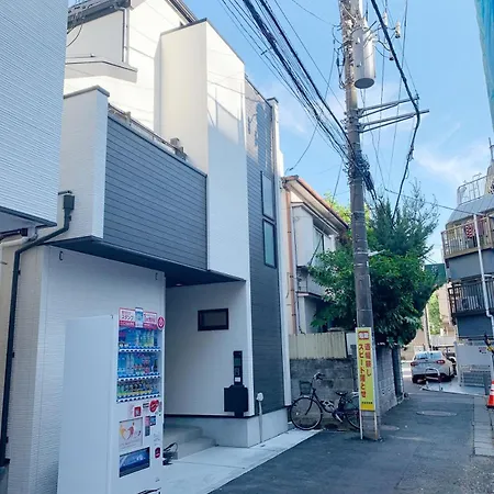 Shinjuku#Ookubo#Kabukicho#New Built 4Beds Room,3 Toilets, 2 Shower Rooms#新宿中心#大久保#歌舞伎#地铁站步行2分#新建一栋3层楼 4个卧室3个卫生间2个浴室1个客厅#高速无限制网络#智能马桶#干湿分离103 Präfektur Tokio Exterior foto