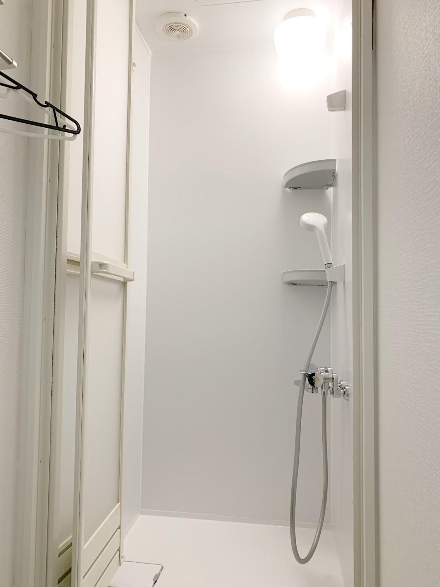 Appartement Shinjuku#ookubo#kabukicho#new Built 4beds Room,3 Toilets, 2 Shower Rooms#新宿中心#大久保#歌舞伎#地铁站步行2分#新建一栋3层楼 4个卧室3个卫生间2个浴室1个客厅#高速无限制网络#智能马桶#干湿分离103