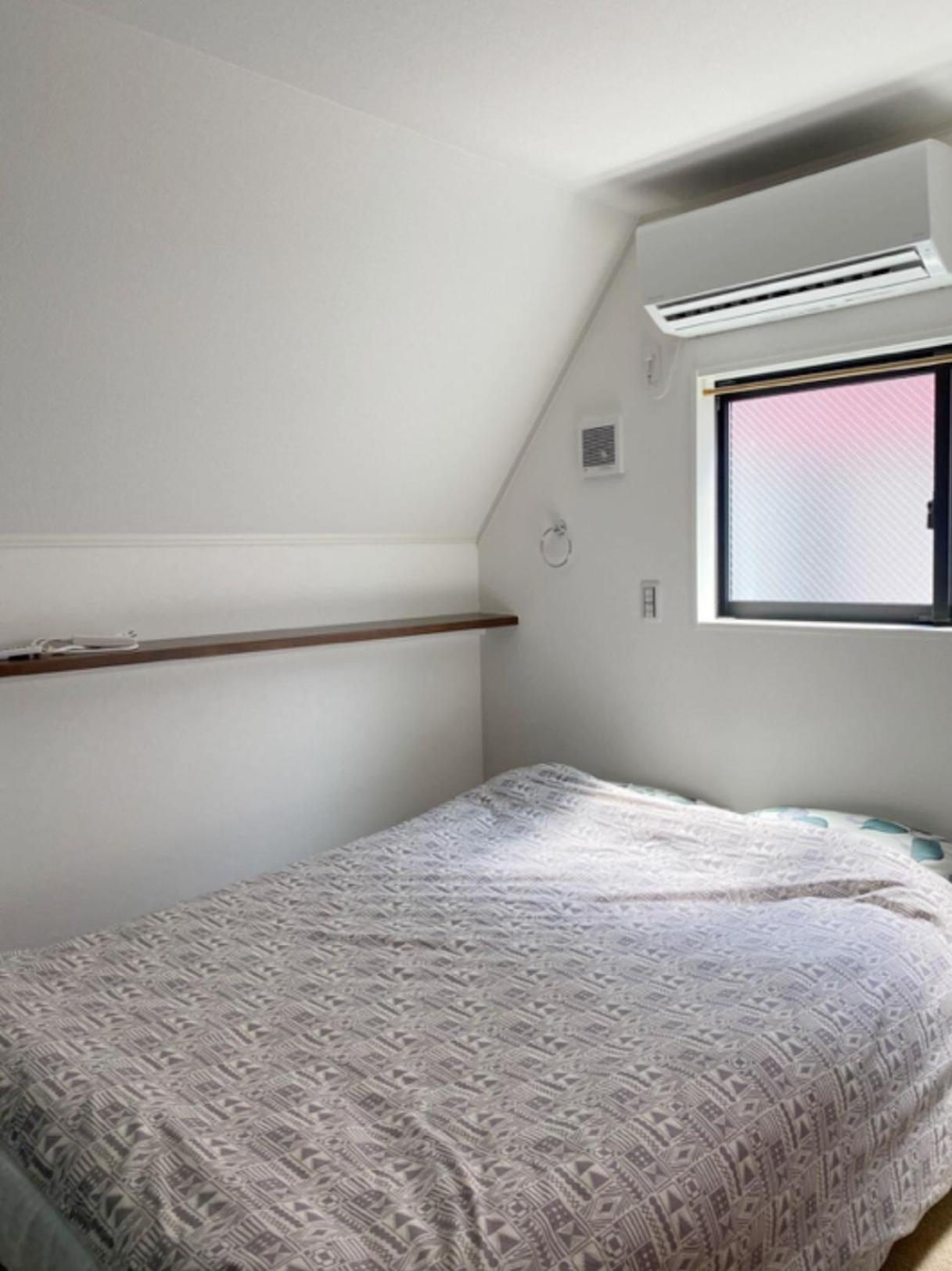 Shinjuku#ookubo#kabukicho#new Built 4beds Room,3 Toilets, 2 Shower Rooms#新宿中心#大久保#歌舞伎#地铁站步行2分#新建一栋3层楼 4个卧室3个卫生间2个浴室1个客厅#高速无限制网络#智能马桶#干湿分离103 * Tōkyō